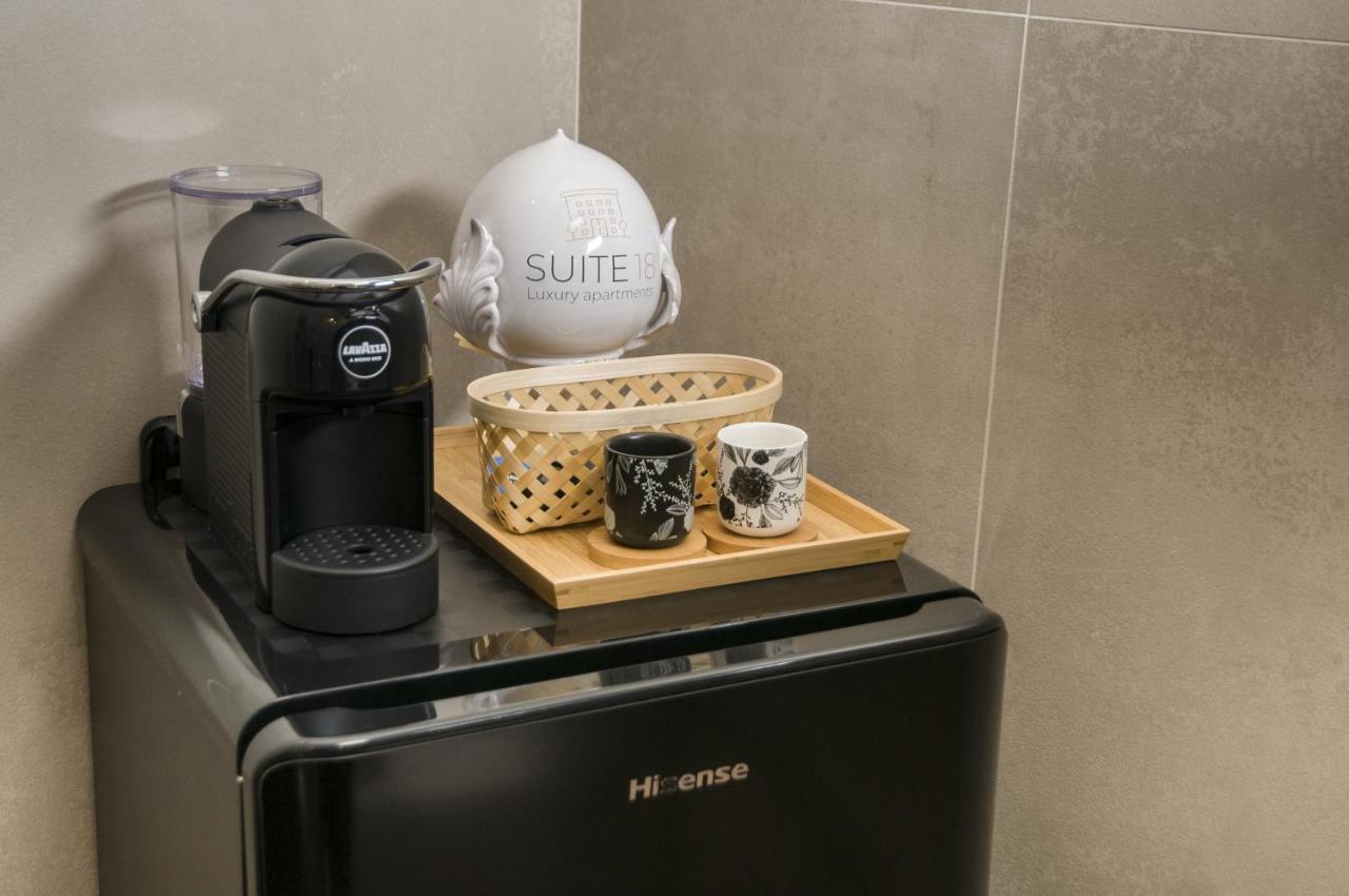 Suite 18 Luxury Apartments บารี ภายนอก รูปภาพ