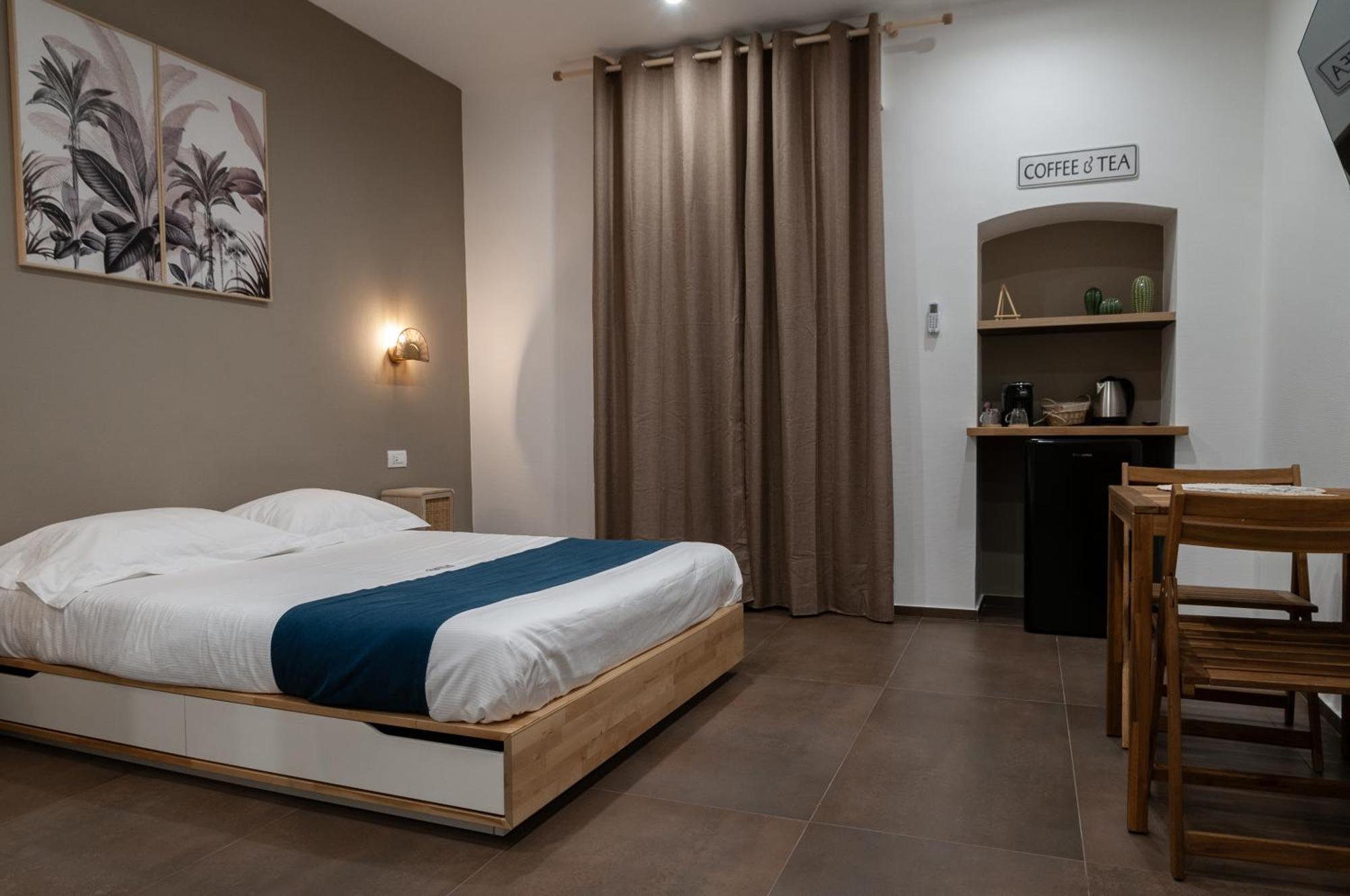 Suite 18 Luxury Apartments บารี ภายนอก รูปภาพ