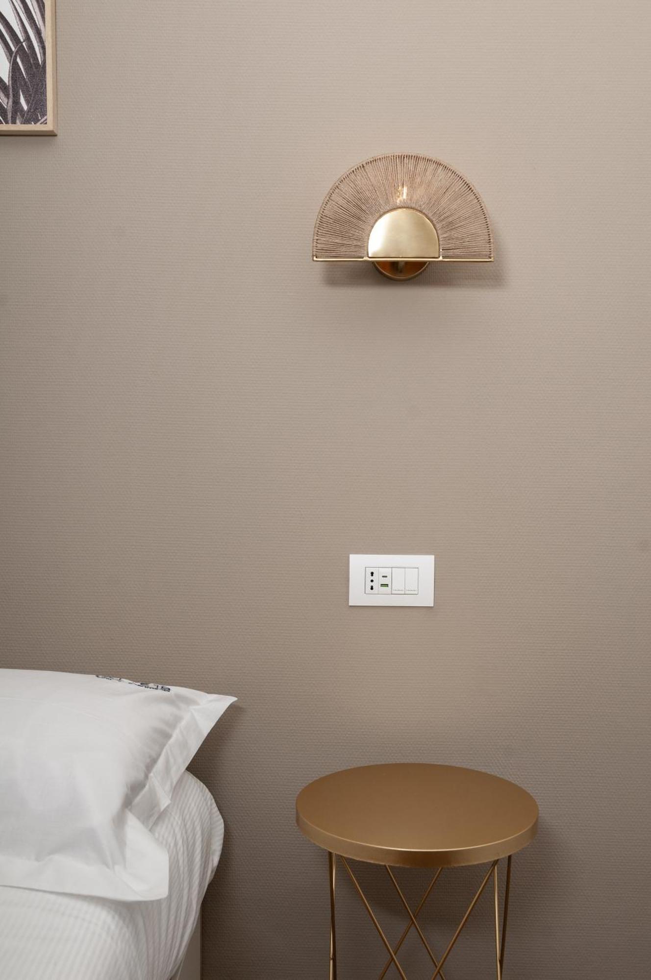 Suite 18 Luxury Apartments บารี ภายนอก รูปภาพ