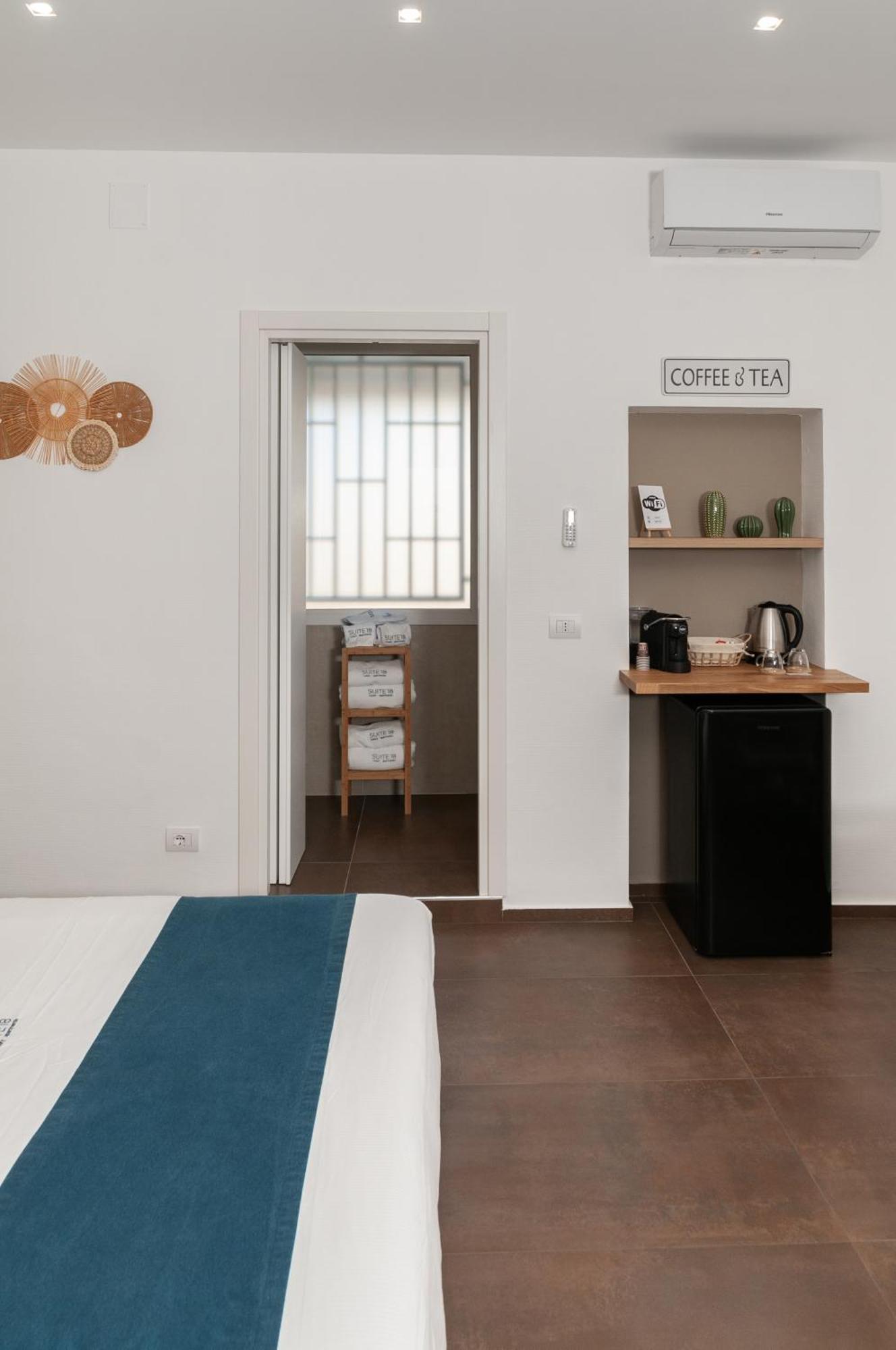 Suite 18 Luxury Apartments บารี ภายนอก รูปภาพ